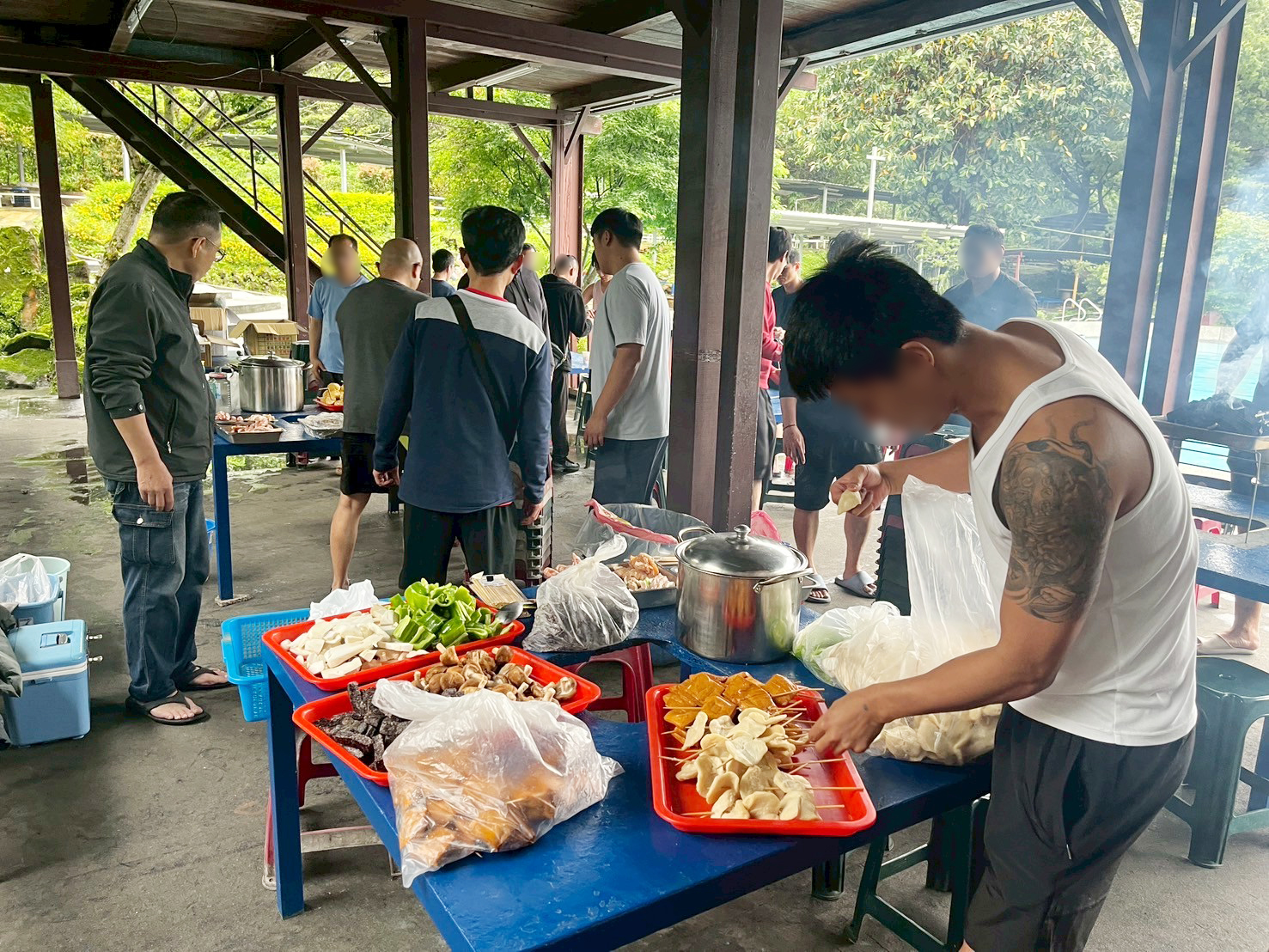 LINE_ALBUM_114年04月28日展翅活動淡江農場一日遊_250429_1-馬.jpg