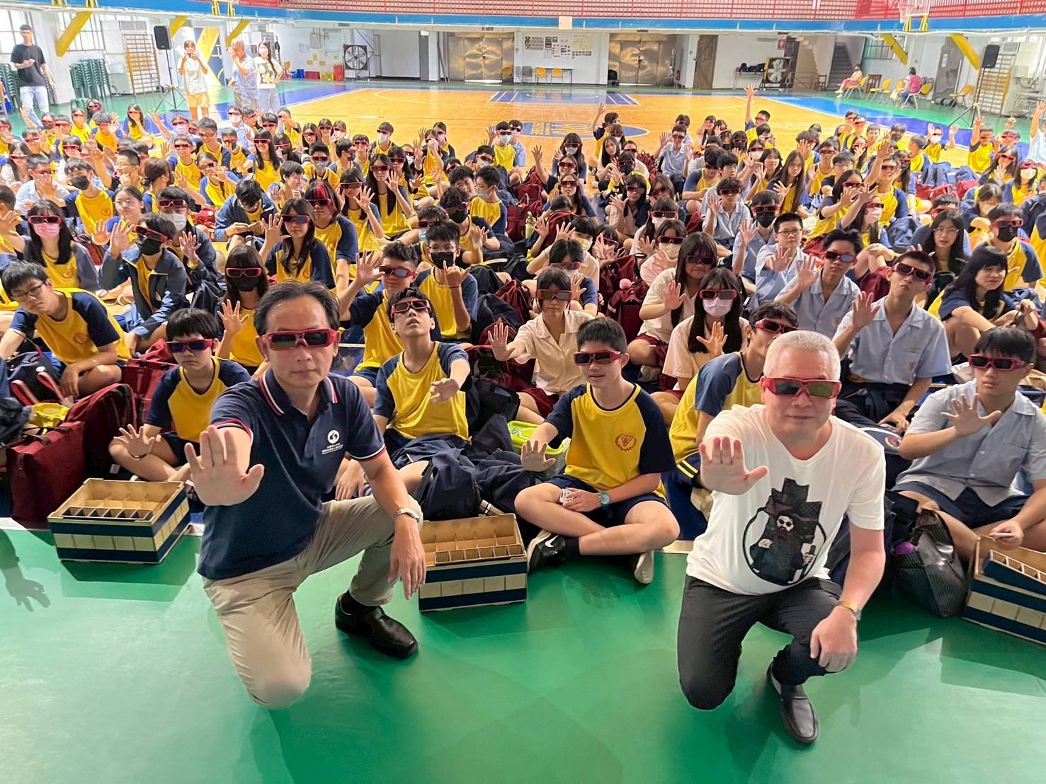 「新北市政府教育局114年度預防兒少藥物濫用3D反毒電影宣導場次」-新北市中和國中